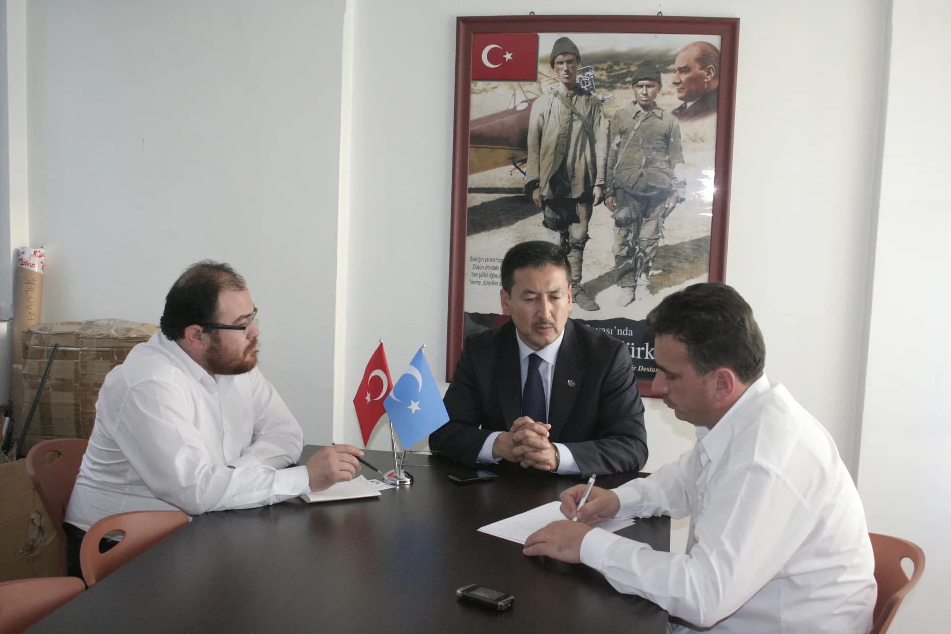 ÇİN ZULMÜ ALTINDAKİ DOĞU TÜRKİSTAN 4