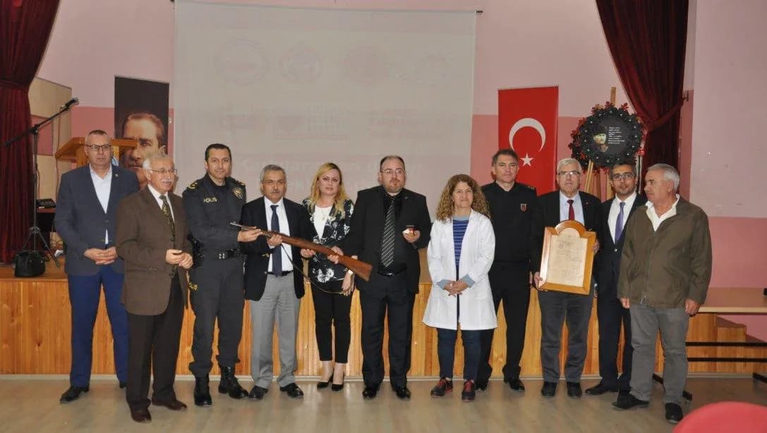3 Okulda birden 'Atatürk Dönemide Orhangazi' Konferansı 