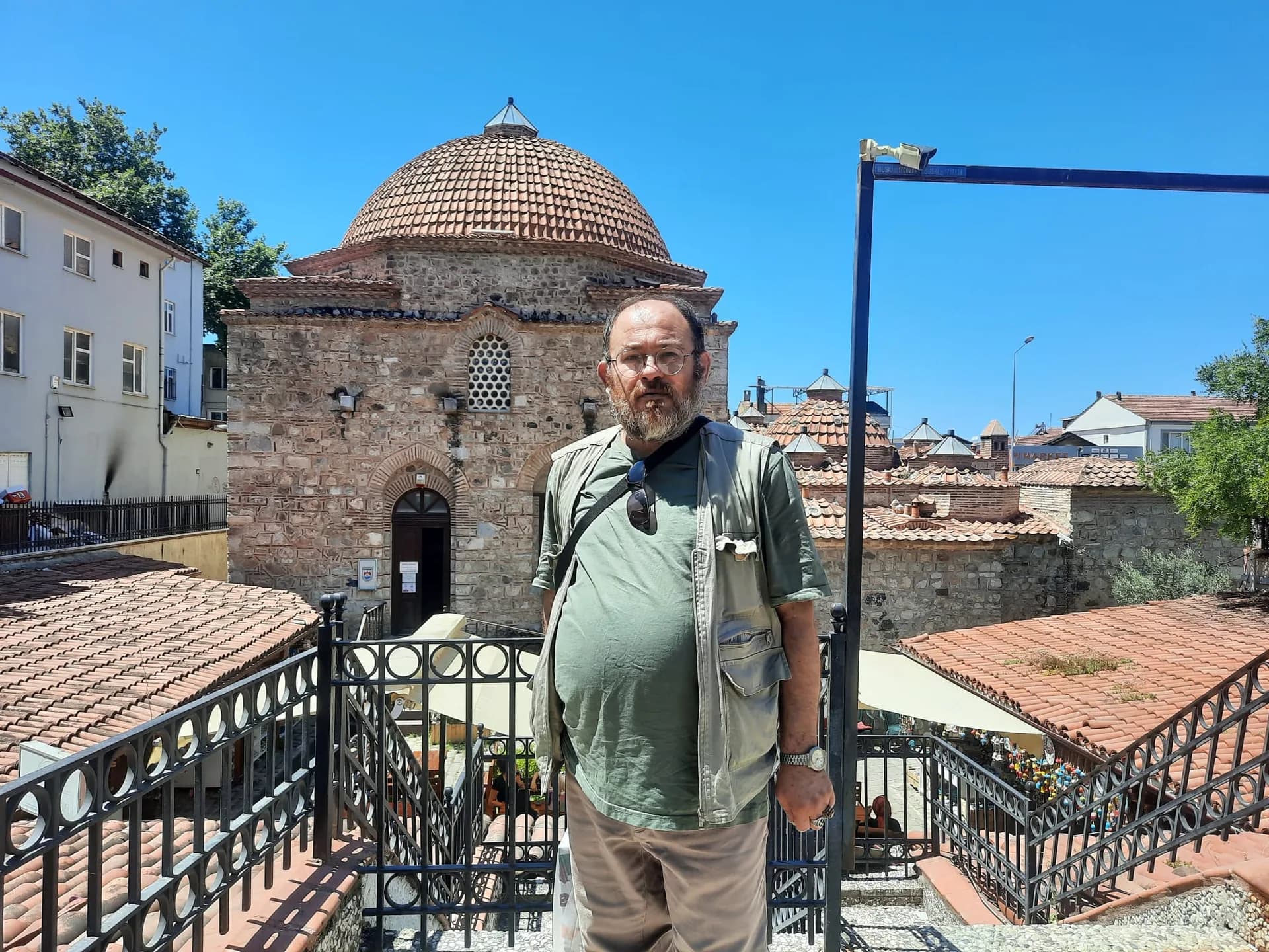 İznik çinilerinin sergilendiği tarihi 1. Murat Hamamı