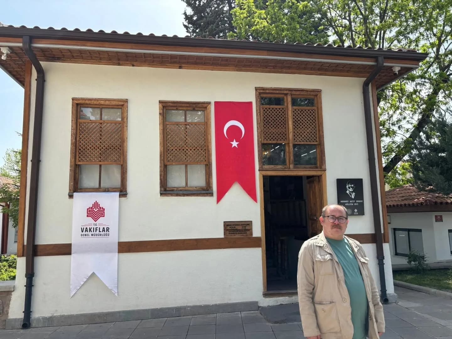 TACEDDİN DERGÂHI'NDA İSTİKLAL MARŞI'NIN RUHUNU HİSSETMEK